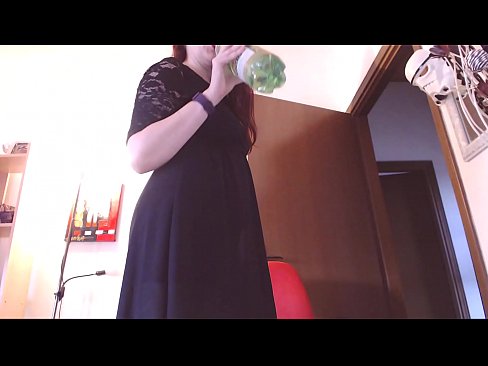 ❤️ Um escravo submisso que ama calcinhas sujas e luxuriosas é forçado a se masturbar depois de assistir a este vídeo! ️ Porno em pt-br.tusar.top ❌️