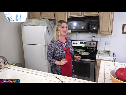 ❤️ A madrasta o ordenha na cozinha antes de sua data ️ Porno em pt-br.tusar.top ❌️