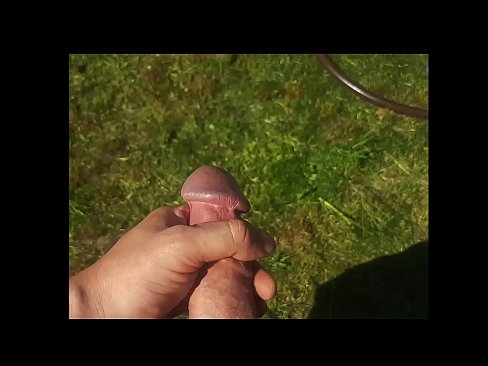 ❤️ A boazona se fode e se ejacula com um esguicho em um jardim de verão ️ Porno em pt-br.tusar.top ❌️